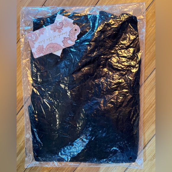 Band of the Free Raquel BLACK Ribbed Knit Cable Mock Neck Sweater Size SM NWT - Picture 6 of 6